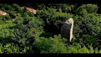 Castles, monasteries, old roads – the Middle Ages 